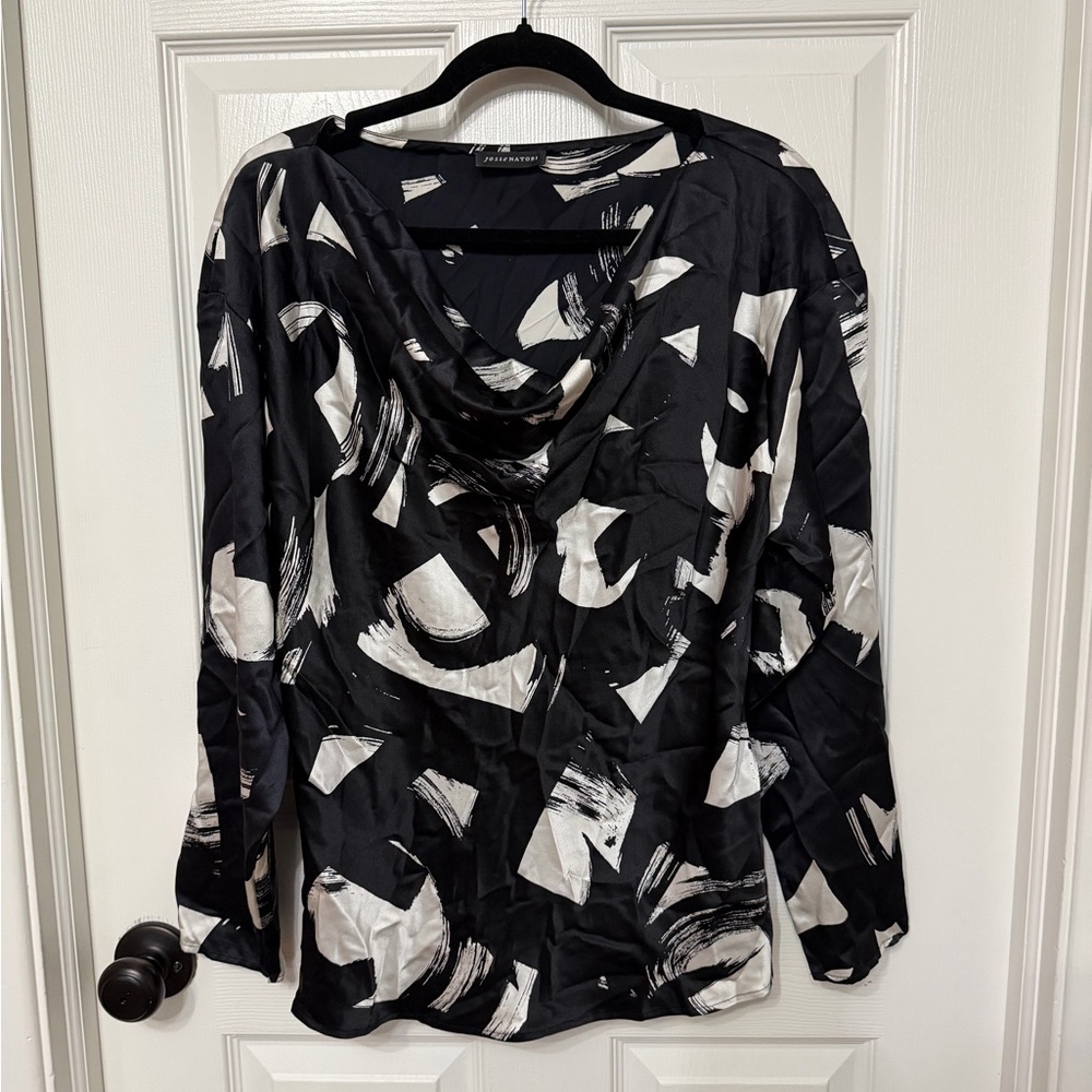 NATORI black and white abstract pattern 100% silk long sleeve blouse